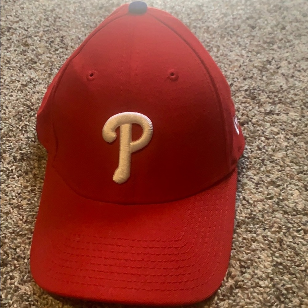 Phillies adjustable hat